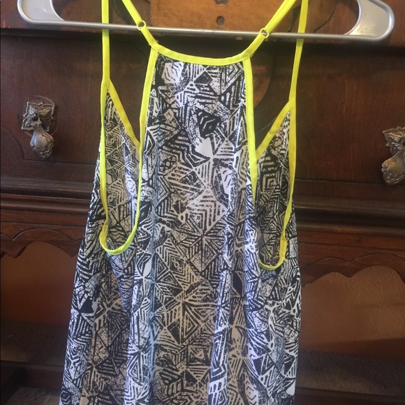 Racerback Tank size L - Picture 3 of 3